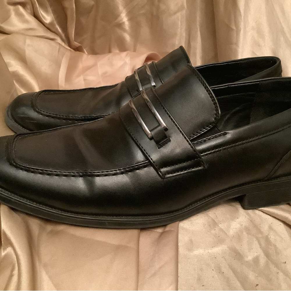 Perry Ellis Portfolio Men's Size 10 Russell Black Loafer Dress Shoes